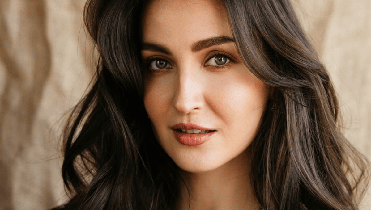 Elli Avram